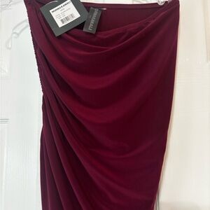 NWT Norma Kamala Diana gown in plum womens size S